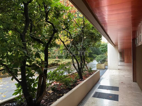 1.5 pièces idéalement situé 8