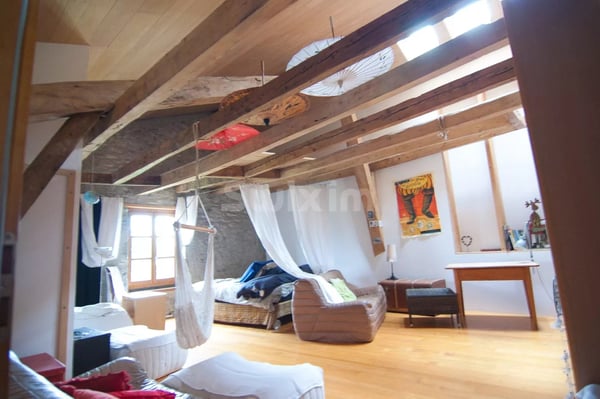 Au coeur du village maison historique 1