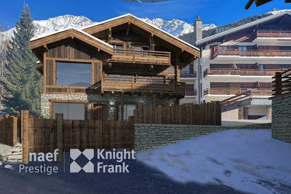 Chalet entièrement rénové, emplacement unique 1