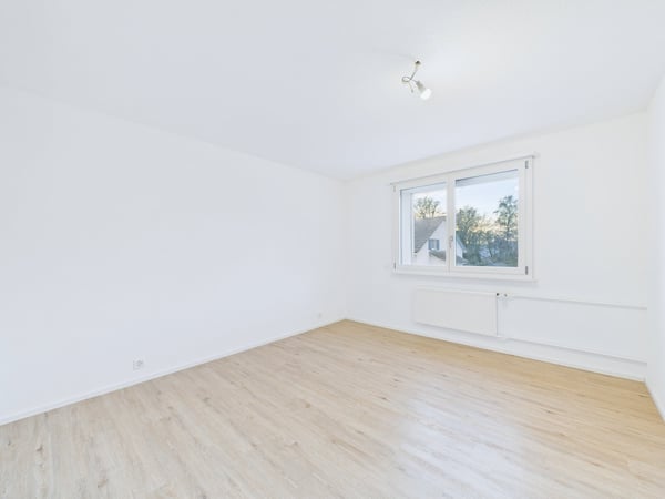 Attraktive 1.5-Zimmer-Wohnung mit Waschturm & Parkplatz 6