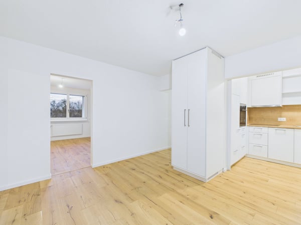 Attraktive 1.5-Zimmer-Wohnung mit Waschturm & Parkplatz 1