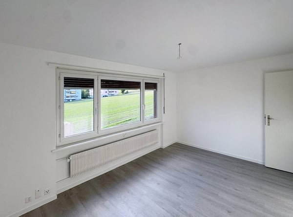 Helle 2.5-Zimmer-Wohnung mit Balkon in Pieterlen 8