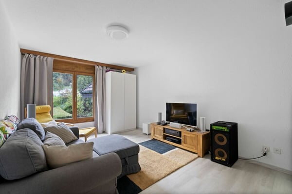 Helle und gepflegte 1.5 Zimmer Maisonettewohnung 6