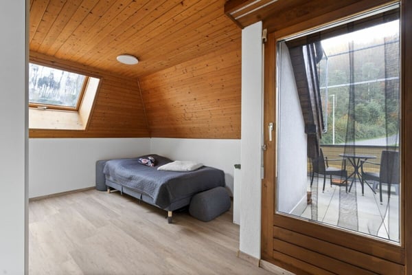 Helle und gepflegte 1.5 Zimmer Maisonettewohnung 7