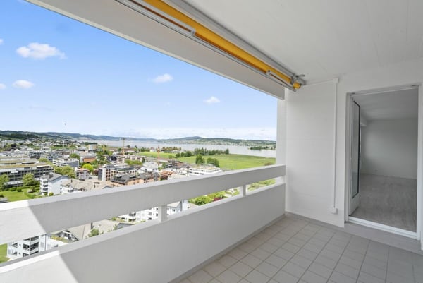 5.5 Zimmer Penthousewohnung mit atemberaubender Berg- und Seesicht