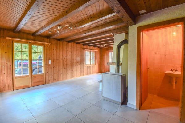 Chalet individuel avec fort potentiel - Résidence secondaire autorisée à Val-d'Illiez 1