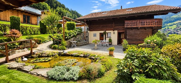 Chalet de caractère rénové - authenticité, volumes et proximité du village 2