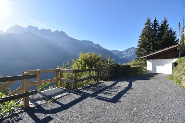 Chalet familial avec vue sur les Dents-du-Midi Résidence secondaire autorisée - Vente aux étrangers possible 3