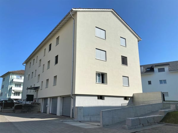 Einstellhallenplatz zu vermieten 4