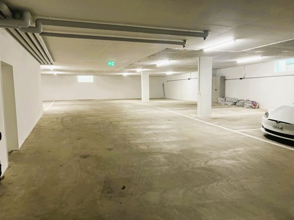 Einstellhallenplatz in Tägerwilen zu verkaufen/vermieten 1