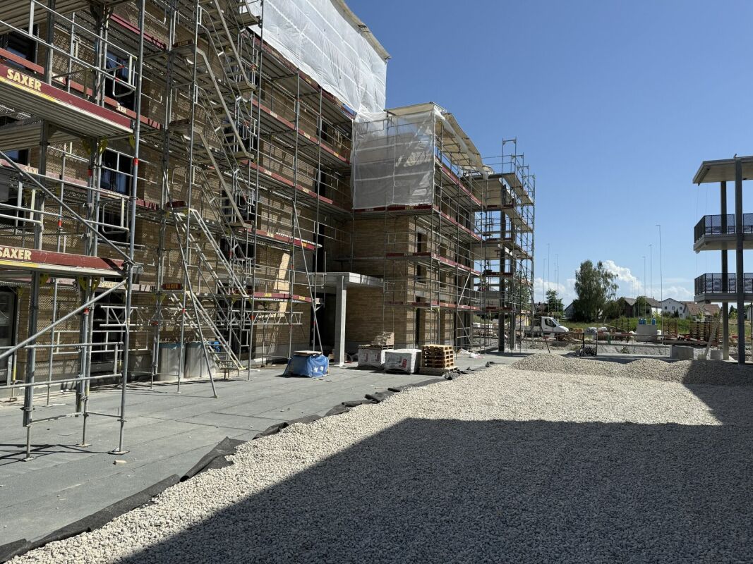 Hochwertig gebaut. Nachhaltig gedacht. Ruhig gelegen - Ziegelei-Quartier Berg