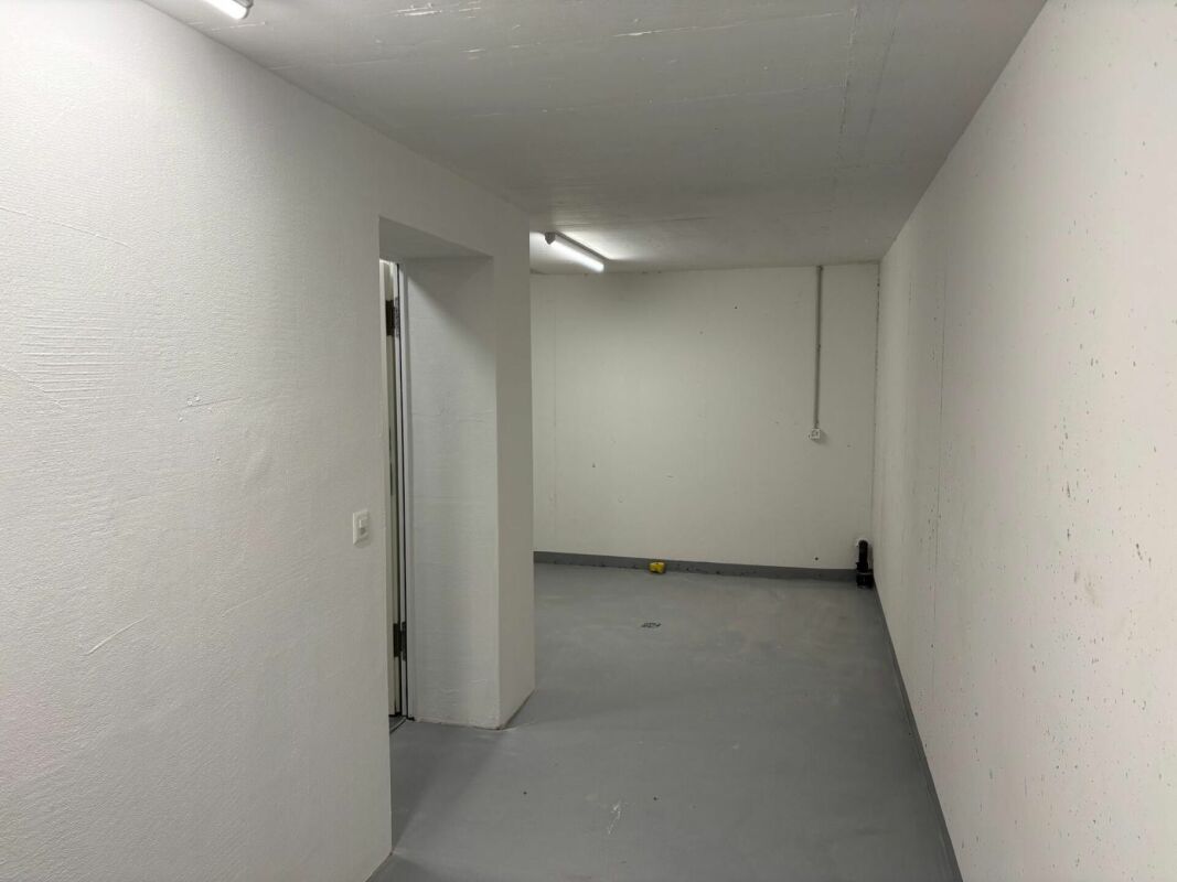 Stauraum oder Platz für Hobby gesucht? Disponibelraum zu vermieten.