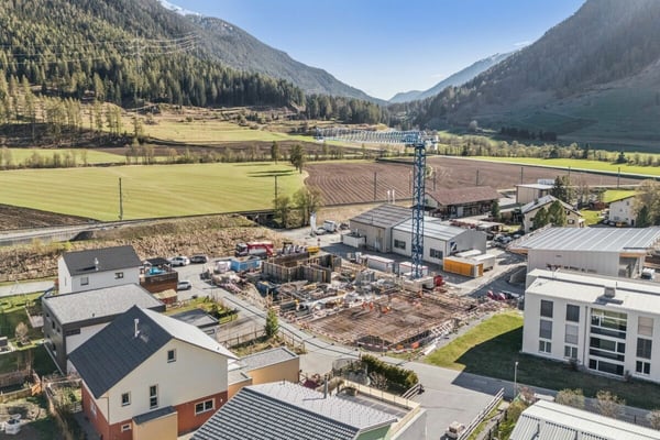 Viel Raum zum Leben - moderne 4.5-Zimmer-Wohnung in Zernez 8