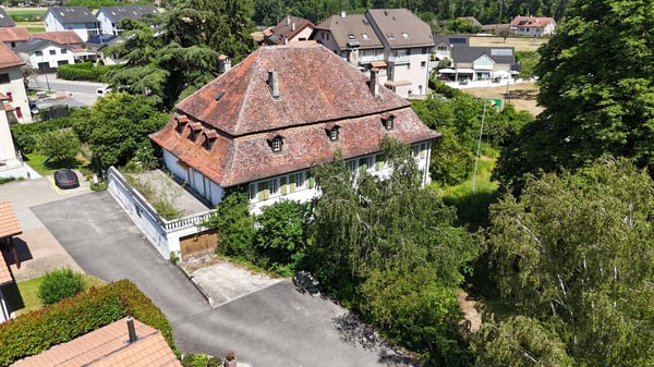 Immeuble de caractère à rénover avec potentiel de 5 logements 6