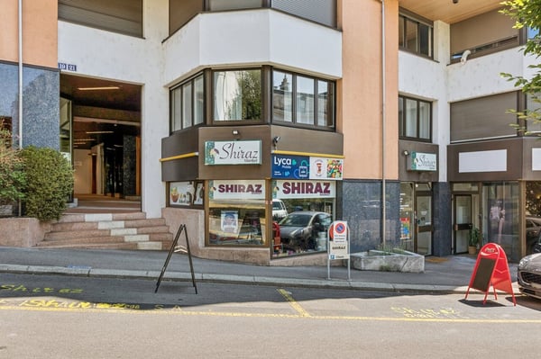 Rdm ~10.9% sur fonds propres - Ensemble commercial & résidentiel 1