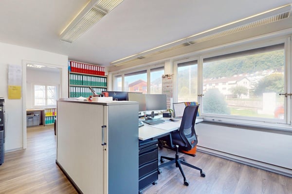 Grosszügige Gewerberäume in Heimberg 7