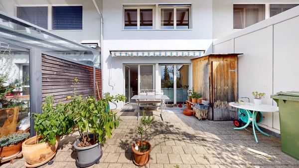 4.5-Zimmer-Reiheneinfamilienhaus mit Garage an zentraler Lage in Steff 2