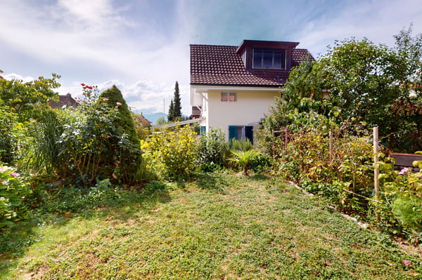 4.5-Zimmer-Reiheneinfamilienhaus mit Garage an zentraler Lage in Steff 3