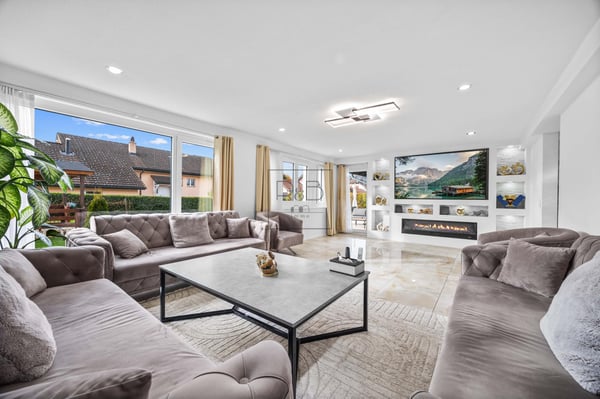 Magnifique maison de deux appartements 1
