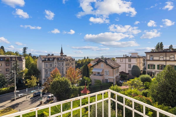 Magnifique maison individuelle de 9,5 pièces avec jardin ? Lausanne sous-gare 10