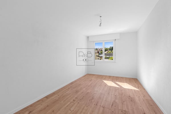 Lumineux 3.5 pièces avec balcon à Farvagny 5