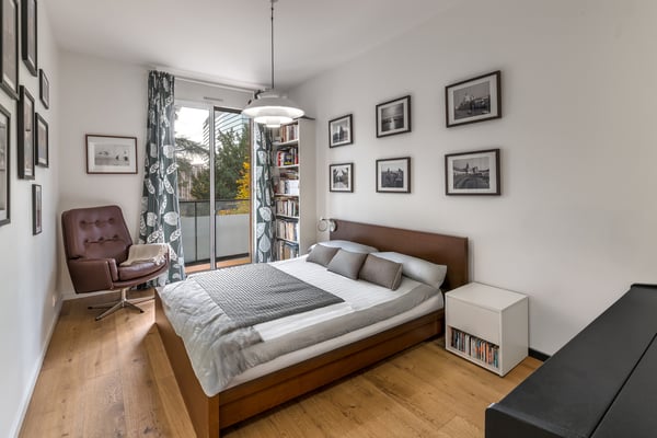 Lumineux appartement de 1 pièces rénové avec grands balcons 9