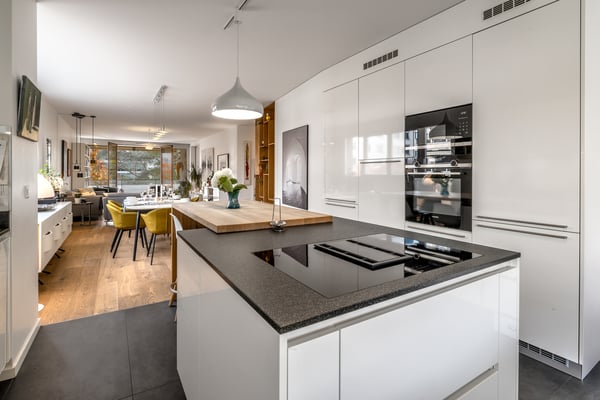 Lumineux appartement de 1 pièces rénové avec grands balcons 5