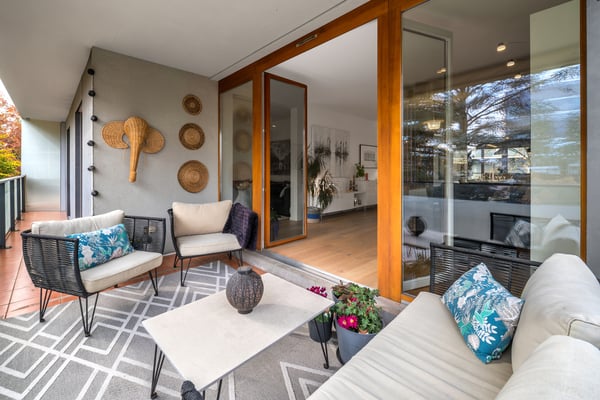 Lumineux appartement de 1 pièces rénové avec grands balcons 3