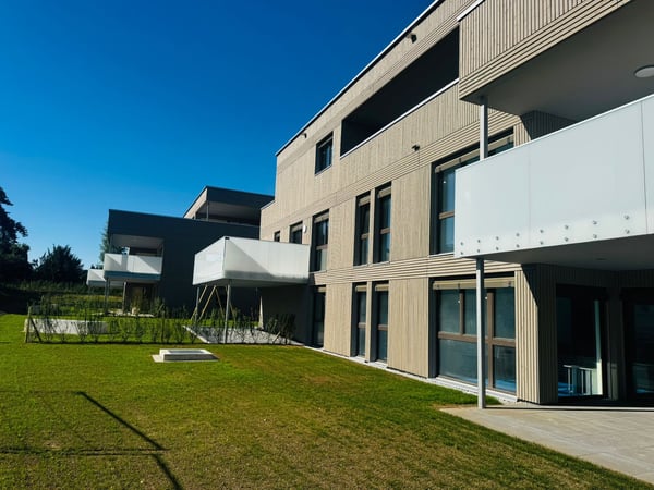 Attraktive 6.5 Zimmer Neubauwohnung an ruhiger Lage in Erlen 4