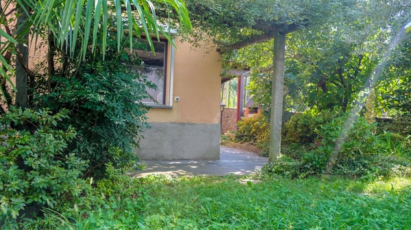 Affascinante casa unifamiliare nel cuore di Giubiasco (TI) 11