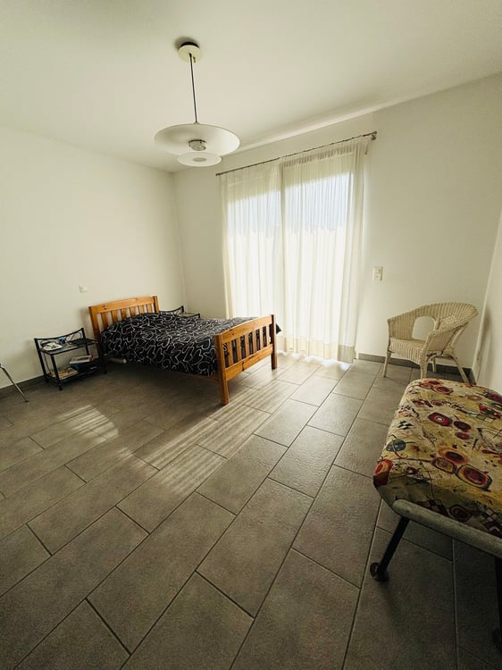 Grande casa con 6 Camere da letto e ampio giardino a Galbisio 10