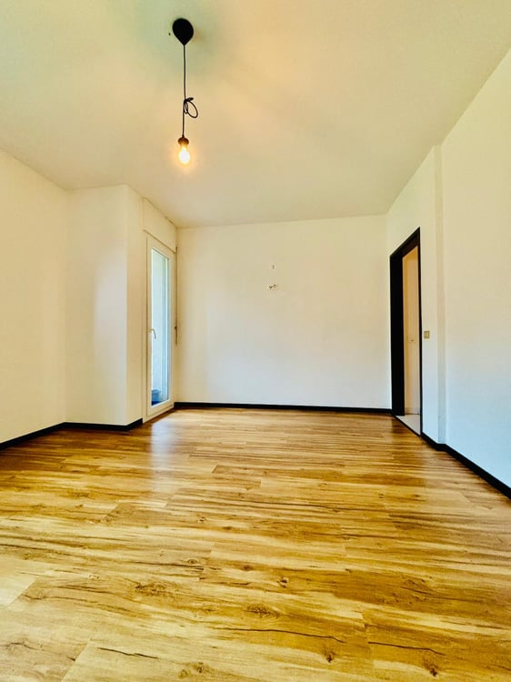 Appartamento con vista e garage a Bodio 5