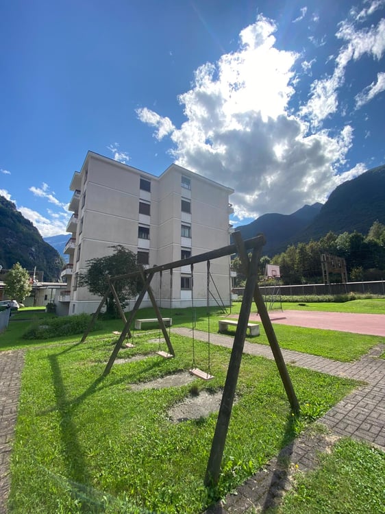 Appartamento con vista e garage a Bodio 1