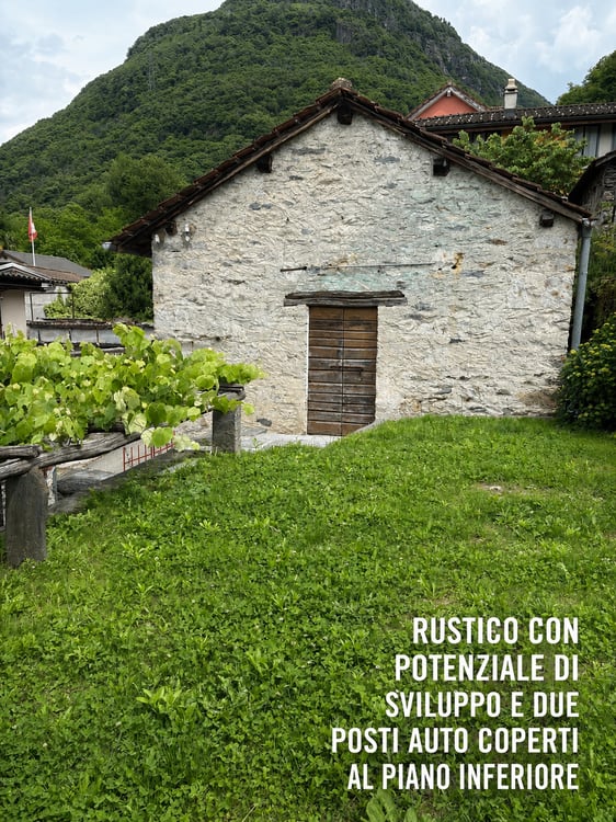 Una proprietà, molteplici possibilità: casa di nucleo, giardino e rustici dal grande potenziale! 19