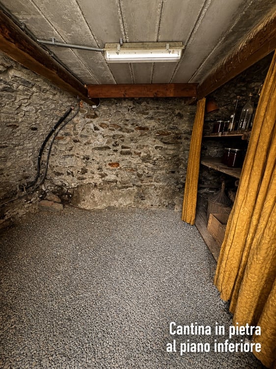 Una proprietà, molteplici possibilità: casa di nucleo, giardino e rustici dal grande potenziale! 16