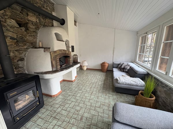 Rustikales Steinhaus mit Kamin und Pizzaofen – ideal auch als Ferienhaus 4
