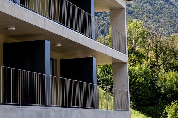 Investimento sicuro - stabile a reddito a Roveredo GR 1