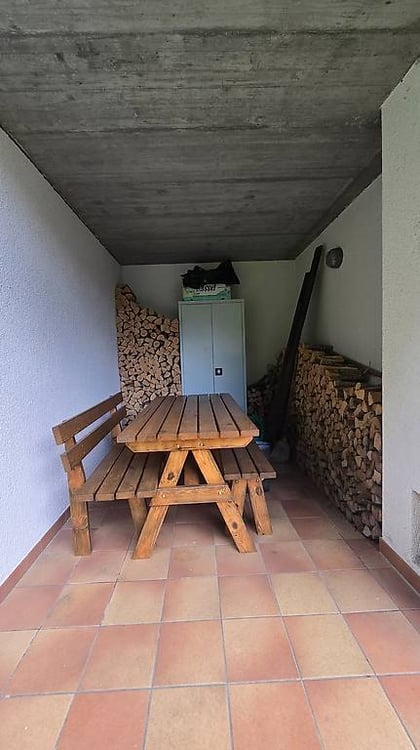 3.5 locali in vendita, immerso nel verde in Calanca 9