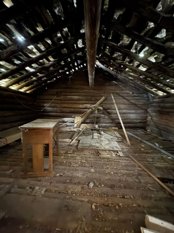 Rustica Casa di Montagna e stalla a Rossa, Grigioni 21