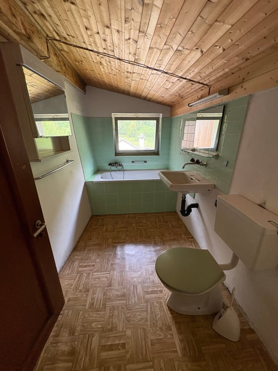 Rustica Casa di Montagna e stalla a Rossa, Grigioni 11