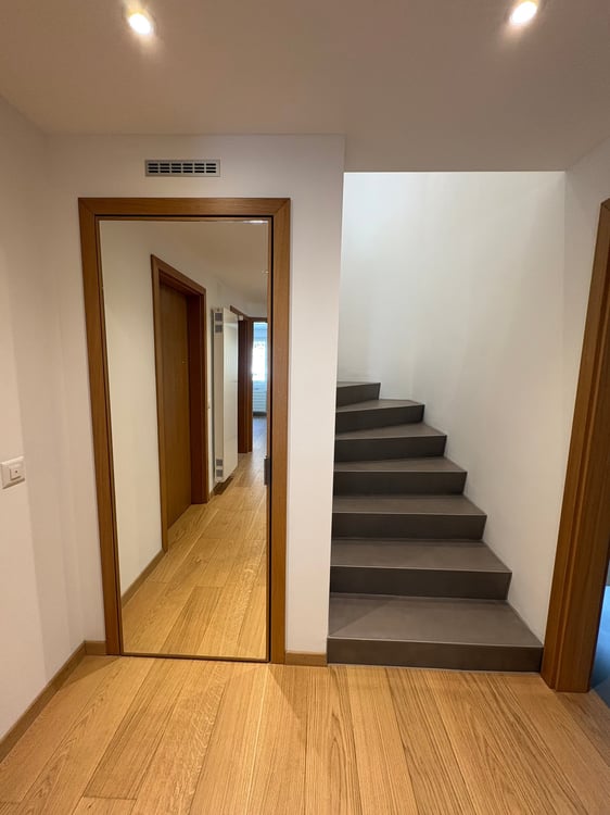 Casa monofamigliare con terrazzo e giardino in centro a Roveredo 7