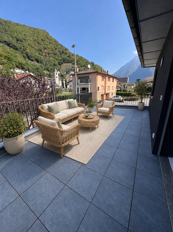 Casa monofamigliare con terrazzo e giardino in centro a Roveredo 27