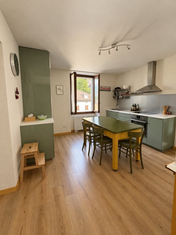 HAUS MIT HAUPTWOHNUNG UND SEPARATER WOHNEINHEIT IN SAN VITTORE GR 10