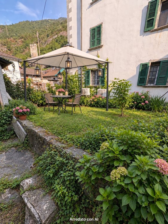 HAUS MIT HAUPTWOHNUNG UND SEPARATER WOHNEINHEIT IN SAN VITTORE GR 23