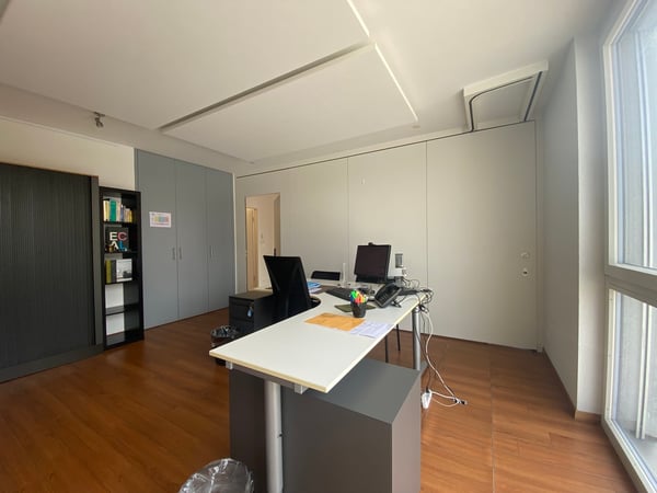 Surface administrative à louer à 2 pas du M1 et la gare de Renens 5