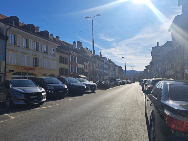 PLAINE 11, local commercial au centre de la ville 6