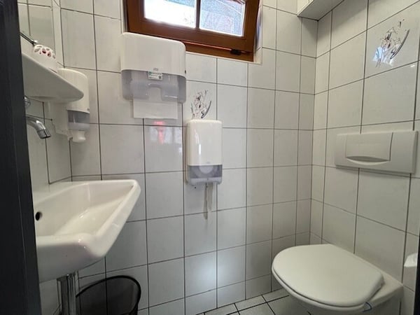 Rue de Chêtre 2, restaurant à louer 5