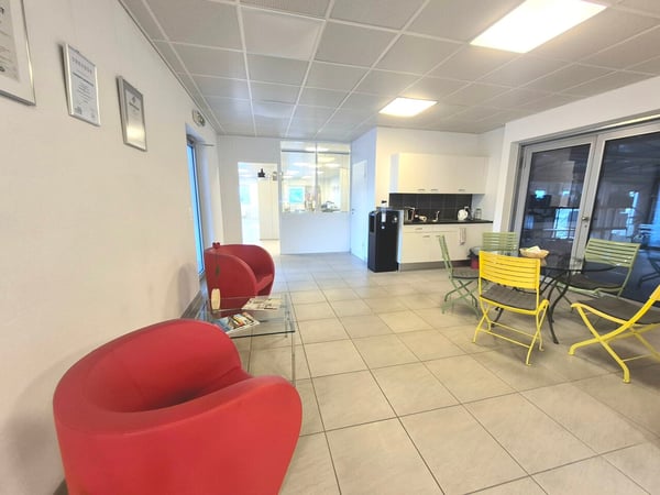 BUREAU A LOUER A SION 9