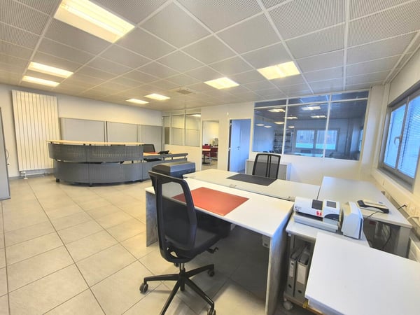 BUREAU A LOUER A SION 4