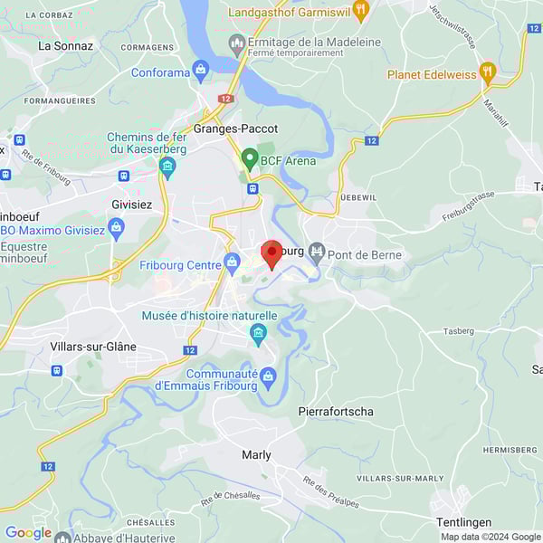 Place intérieure en basse ville de Fribourg 2